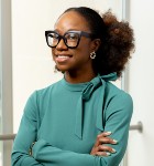 Loni Tabb headshot